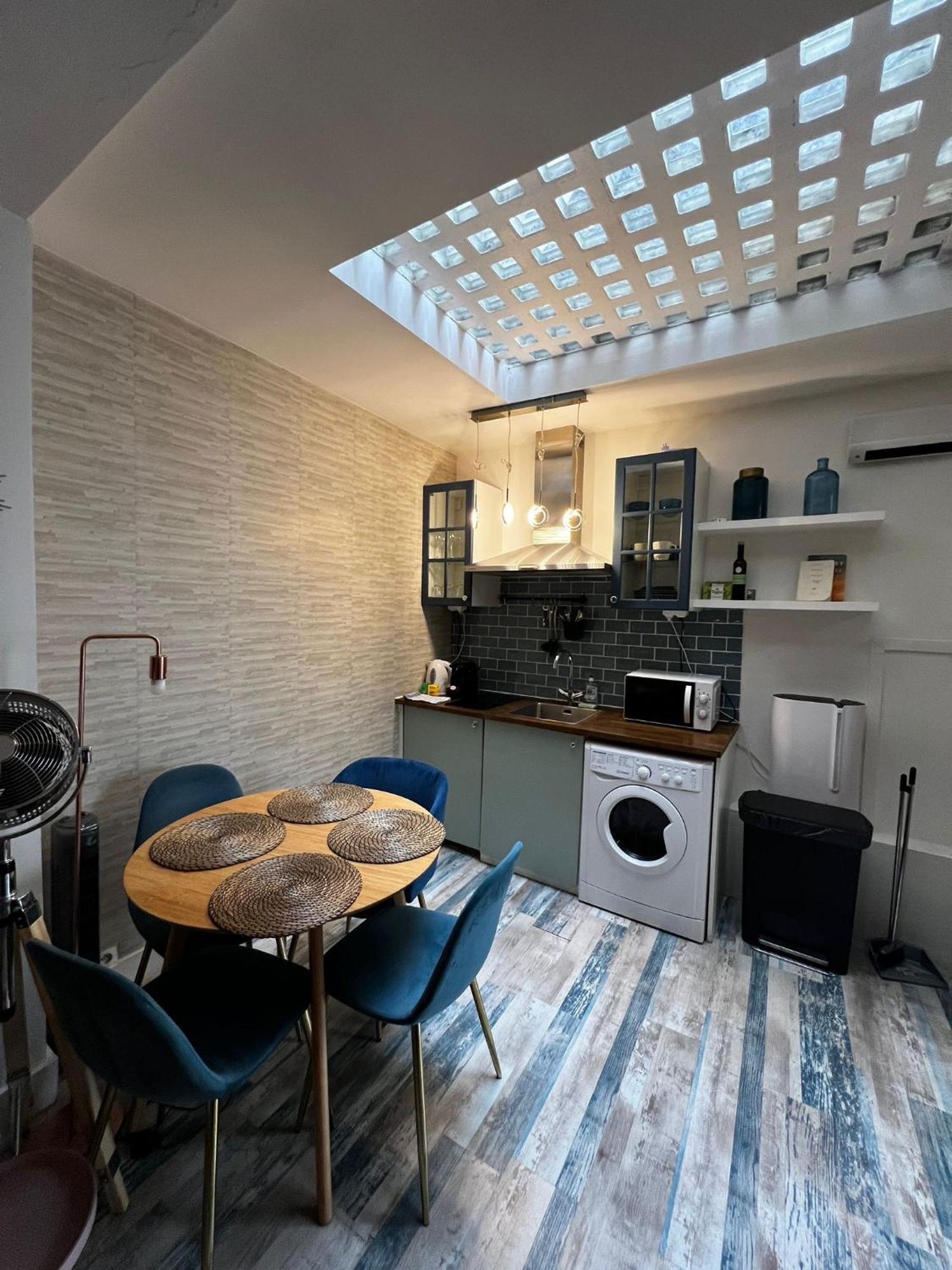 Joli 2 Pieces Proche Marais Apartment Paris Exterior photo